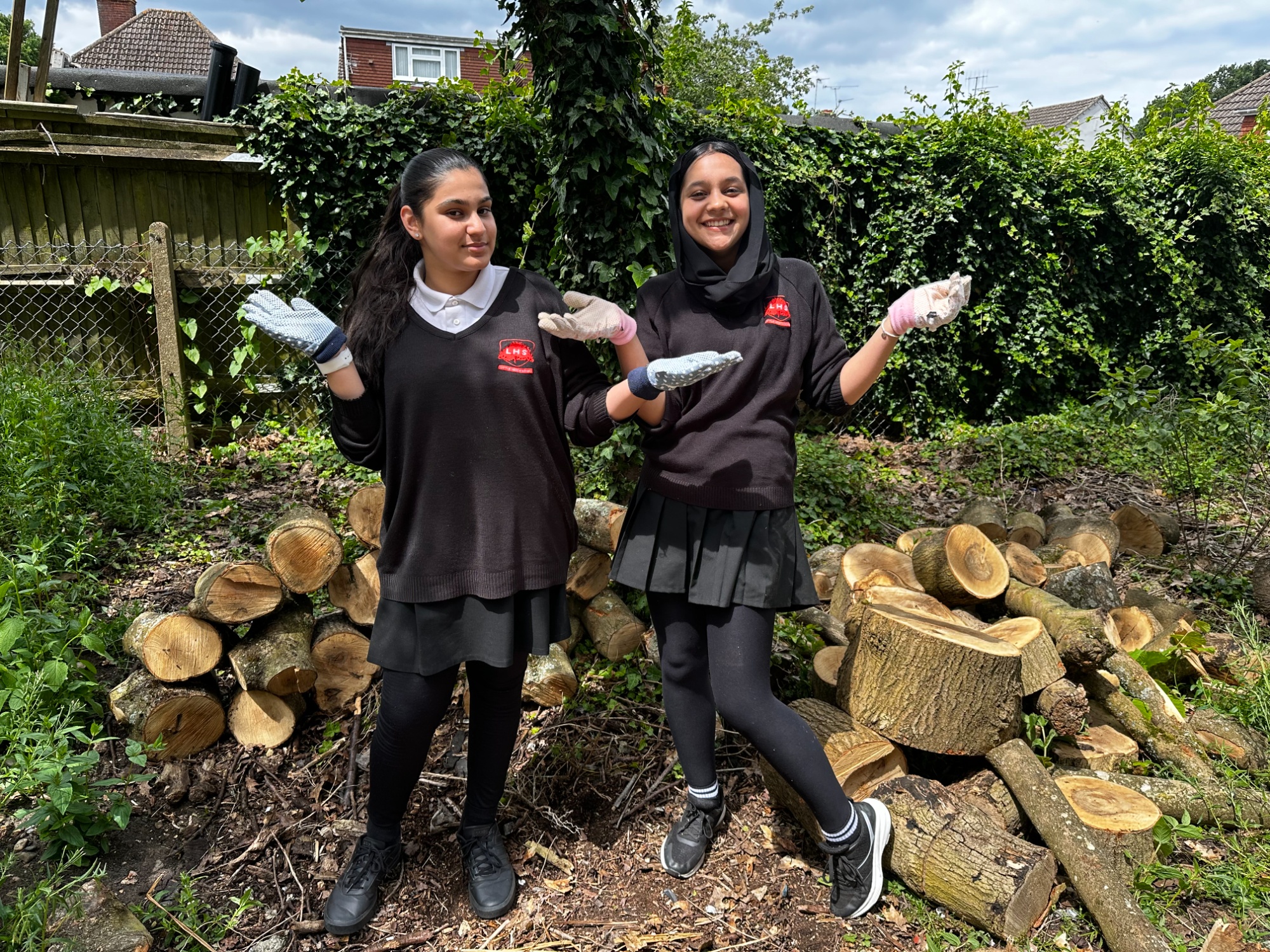 Year 8 Scientists build log piles